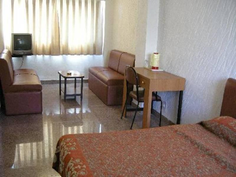 Hotel Samraj Mumbai Bagian luar foto