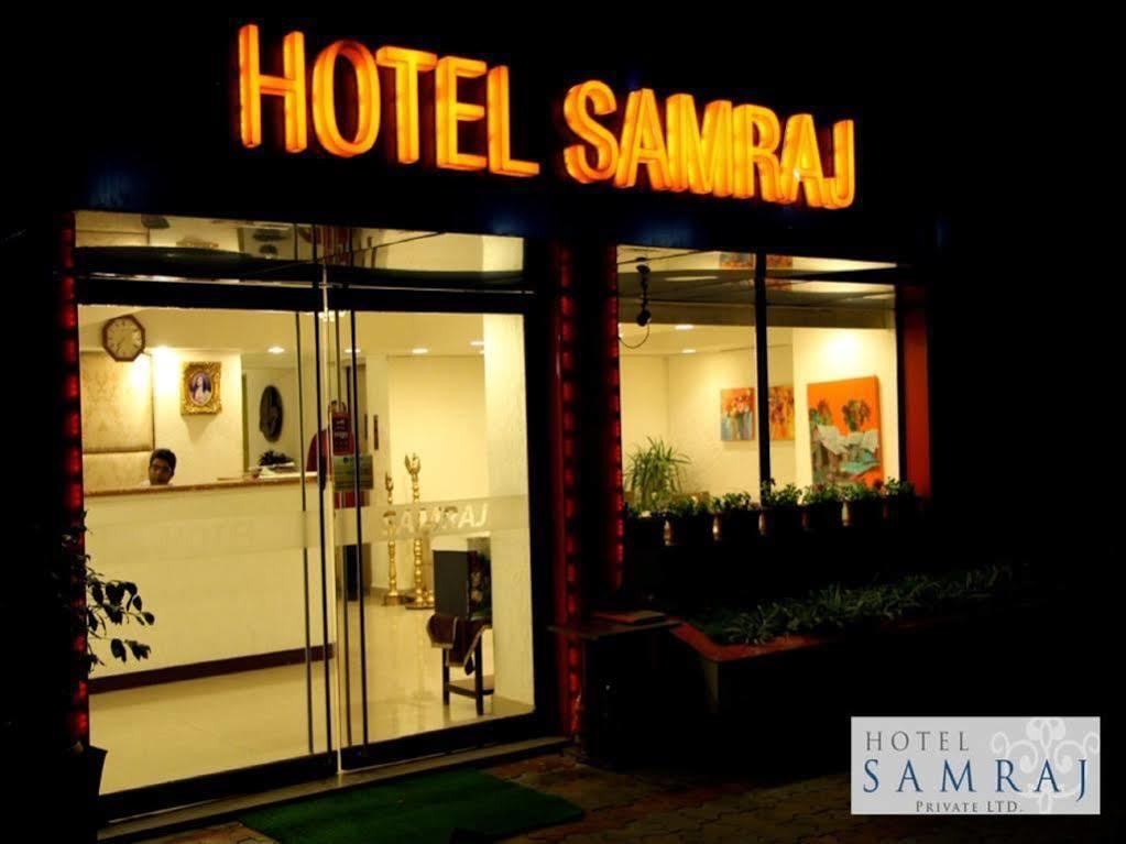 Hotel Samraj Mumbai Bagian luar foto